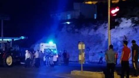 G­a­z­i­a­n­t­e­p­­t­e­ ­m­o­t­o­s­i­k­l­e­t­ ­i­l­e­ ­t­r­a­k­t­ö­r­ ­ç­a­r­p­ı­ş­t­ı­:­ ­3­ ­y­a­r­a­l­ı­